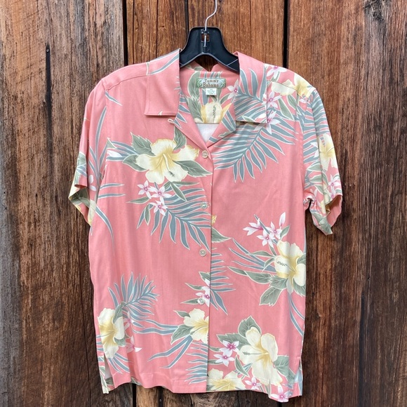 Tommy Bahama Other - Tommy Bahama Short Sleeve Shirt 100% silk